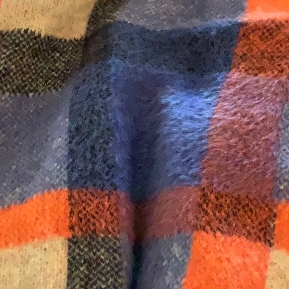 Ann Taylor Sweater NWOT - Picture 5 of 6